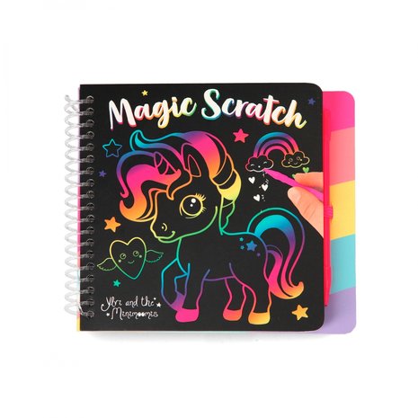 Ylvi & the Minimoomis mini Magic Scratch boek
