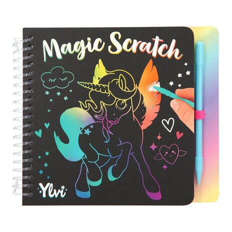 Ylvi & the Minimoomis mini Magic Scratch boek